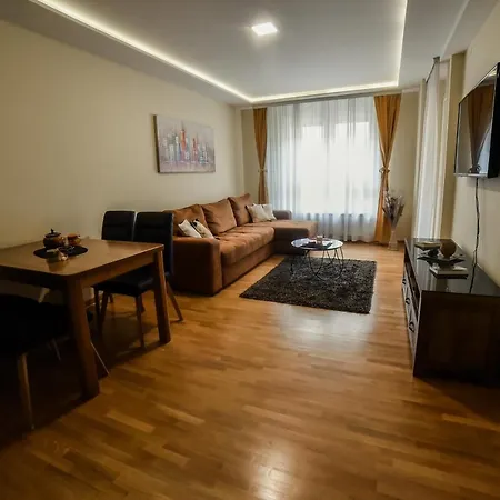 Saga Apartment *